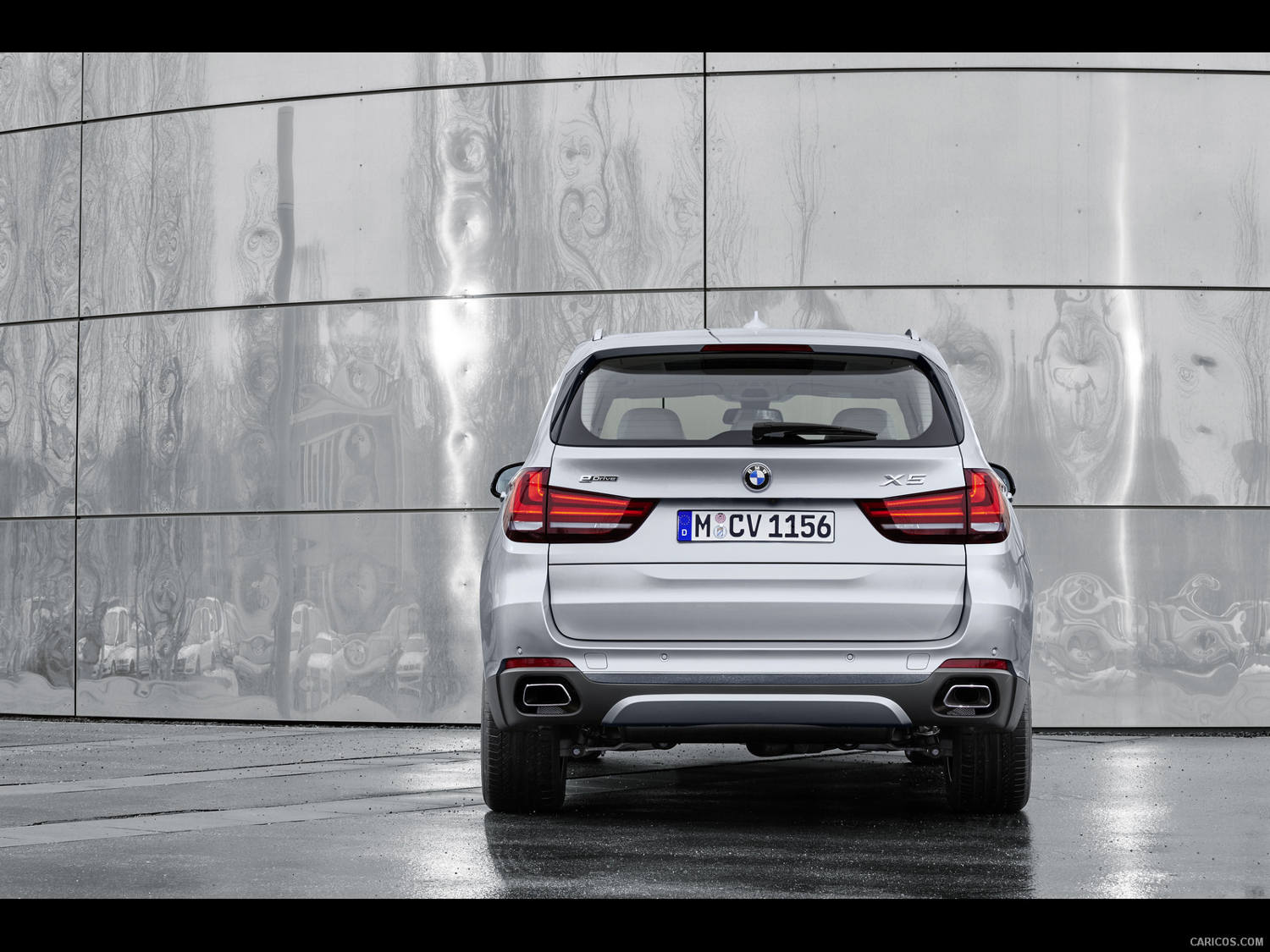 Comparison BMW X5 eDrive 2016 vs Lexus NX 200t 2016 SUV Drive